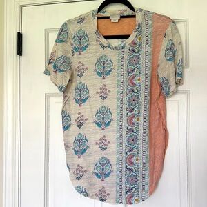 Anthropologie Postmark Paisley Delilah split-hem tee